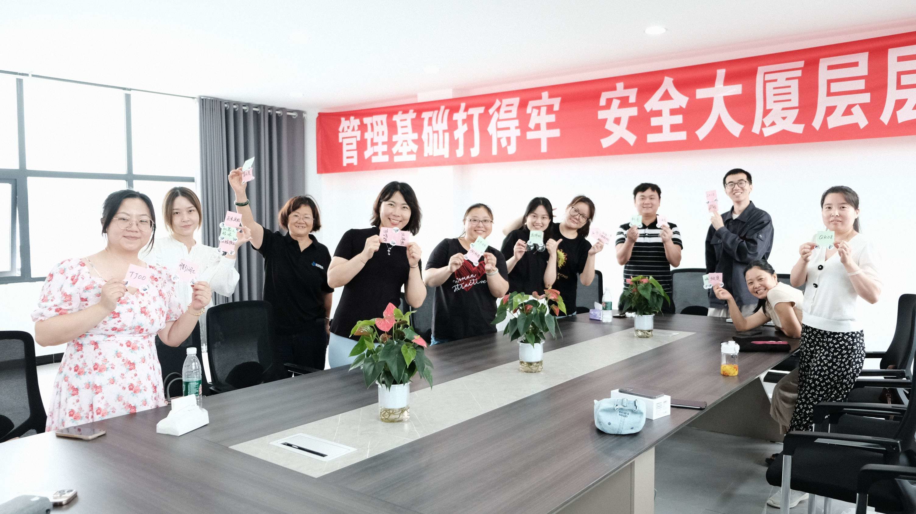 建杰集團成都公司丨背上行囊，去一線淬煉青春光芒