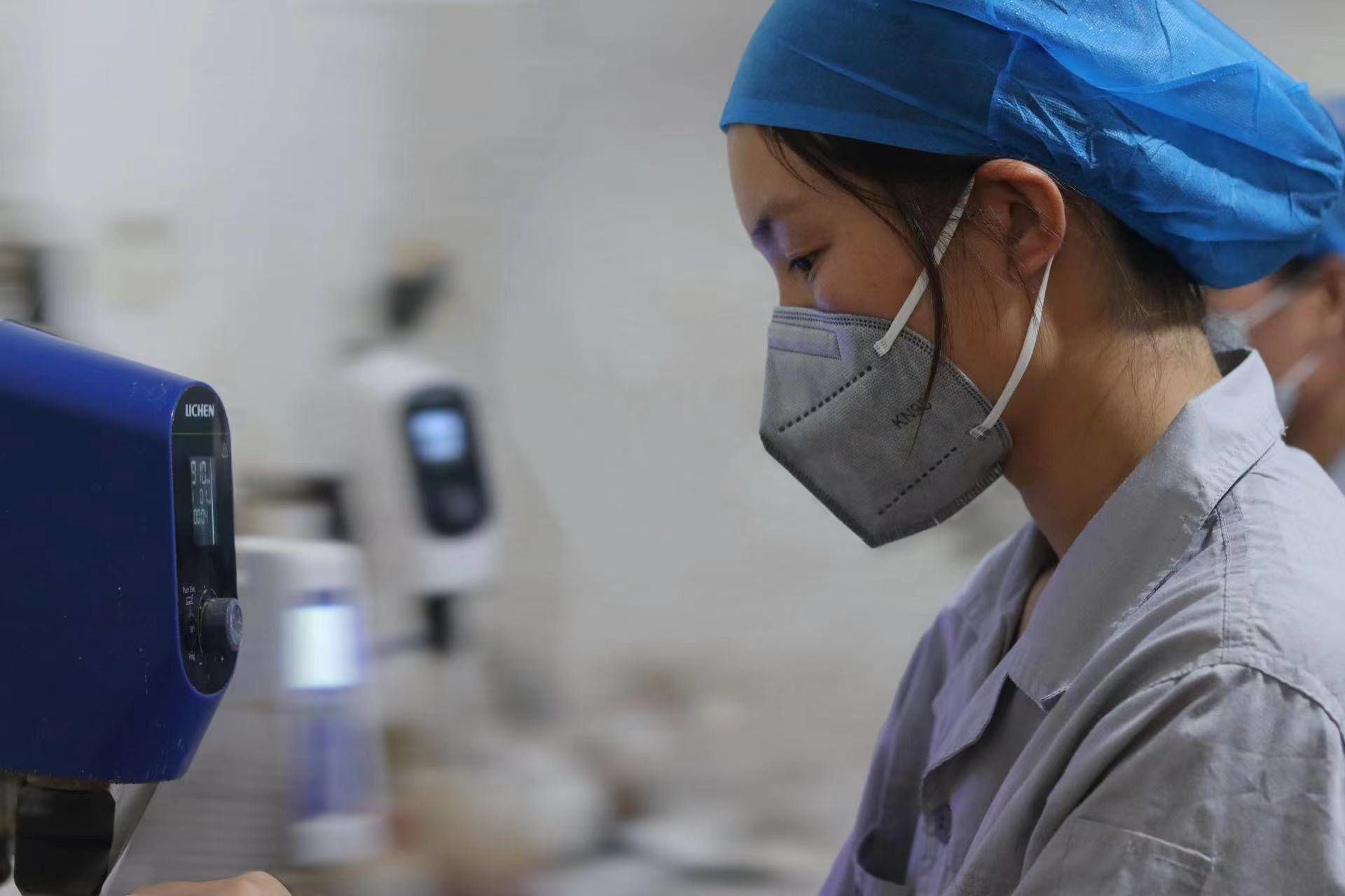 建杰實業(yè) 丨揮汗如雨戰(zhàn)高溫，無懼“烤”驗守前線