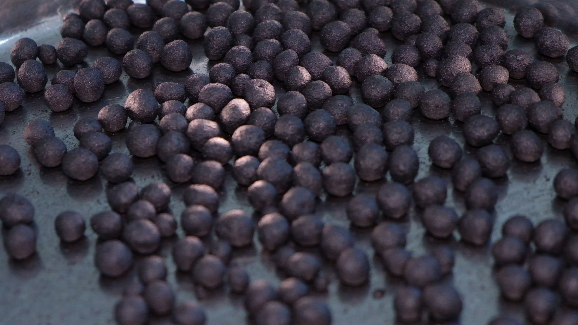 建杰實(shí)業(yè)丨球團(tuán)礦和燒結(jié)礦都是鋼鐵冶煉過程中的差異？