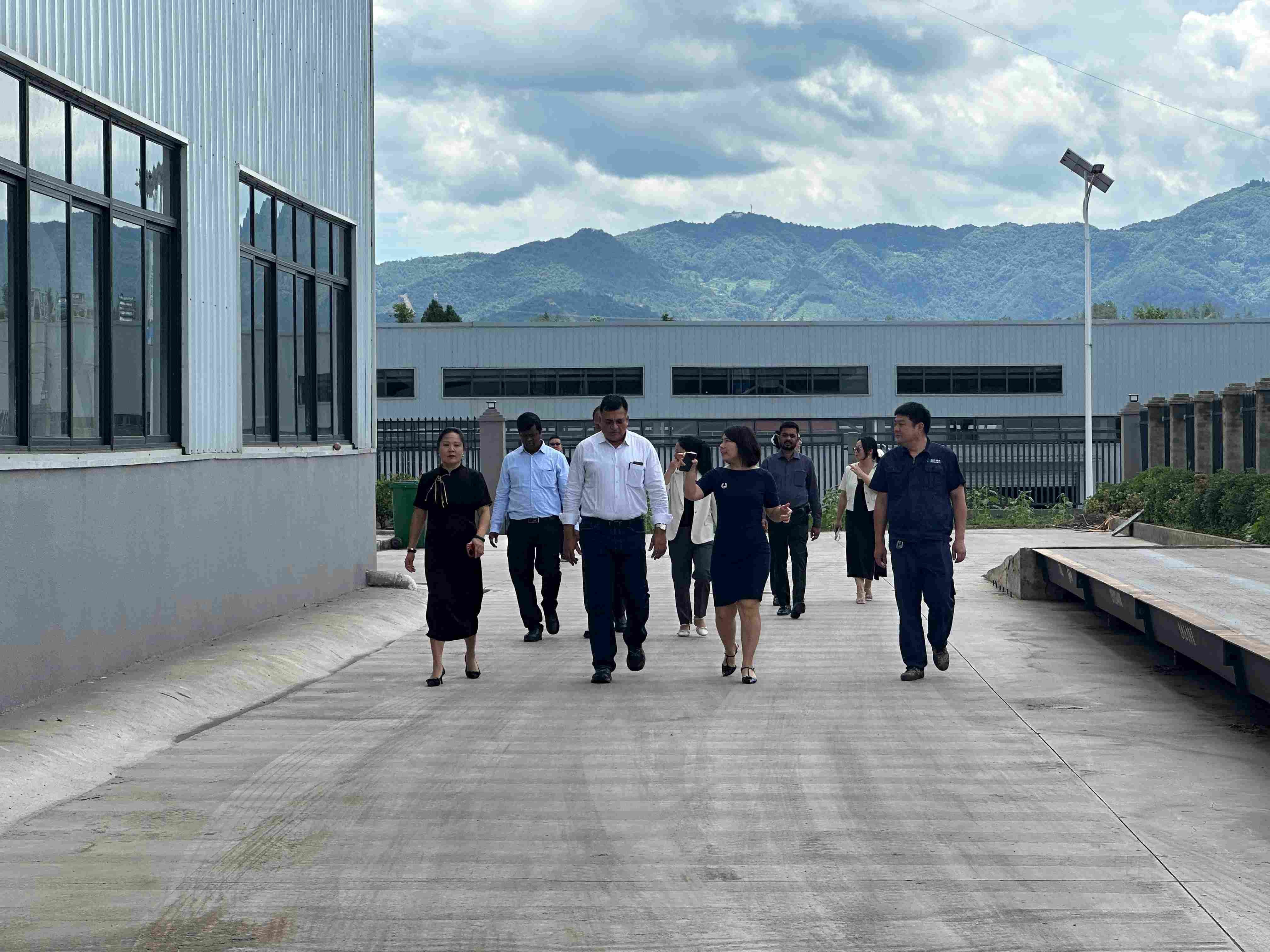 印度磷礦客戶到訪，共探磷礦粉冷壓成球綠色發(fā)展之路